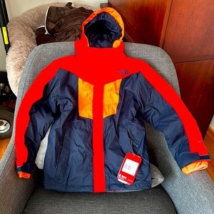 Brand New North Face Boys 2in1 Vortex TriClimate Jacket